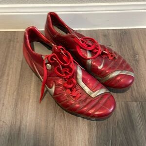 Nike total 90 size 10